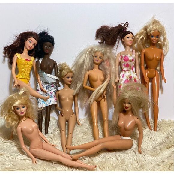 Vintage Barbie Dolls Mattel All Skin Color Set of 8 - Picture 1 of 6